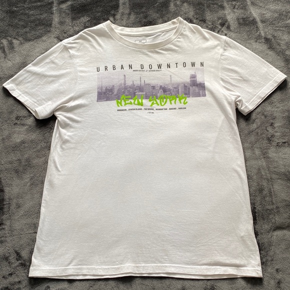 White mens graphic tee - Picture 2 of 6